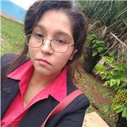 Professora graduada em ciências biológicas com contato com meios tecnológicos
